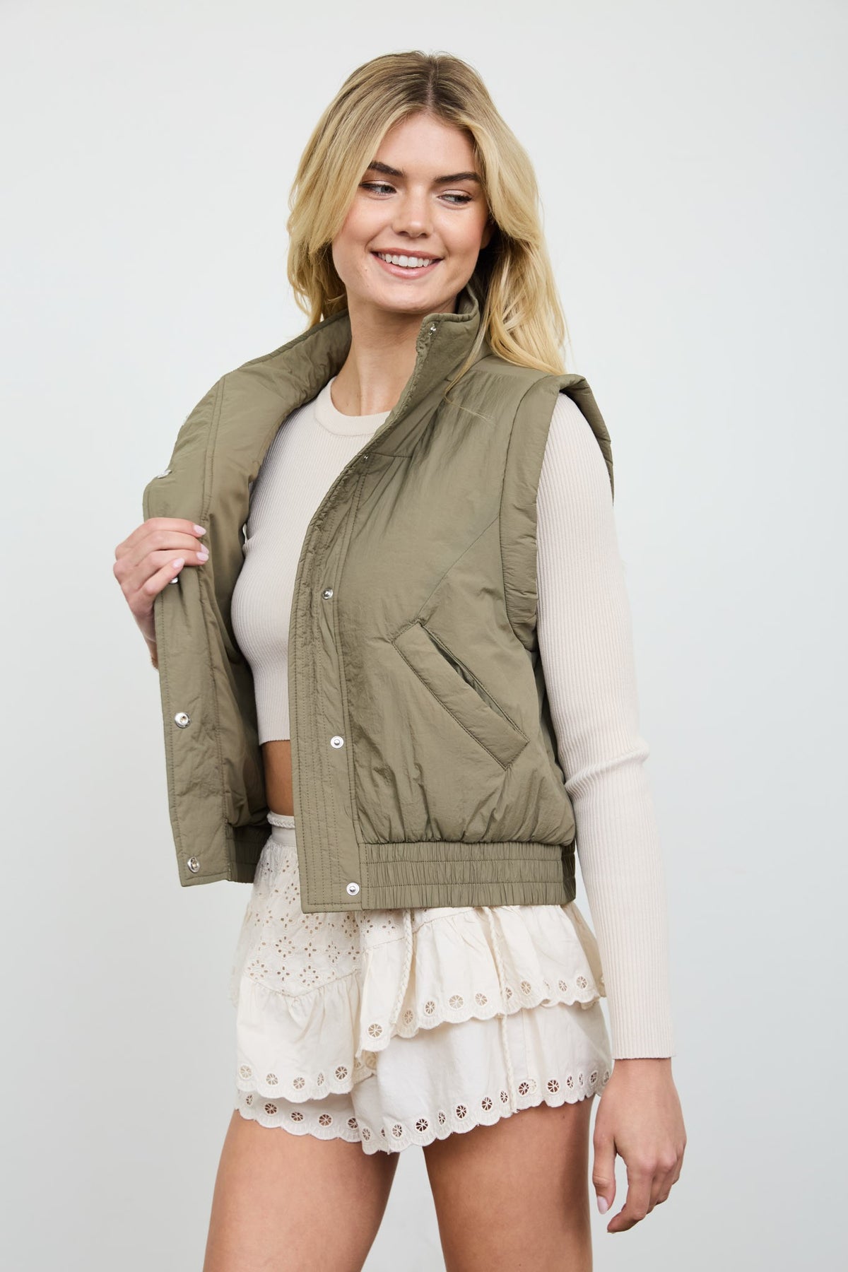 Cropped Mock Neck Snap Puffer Vest