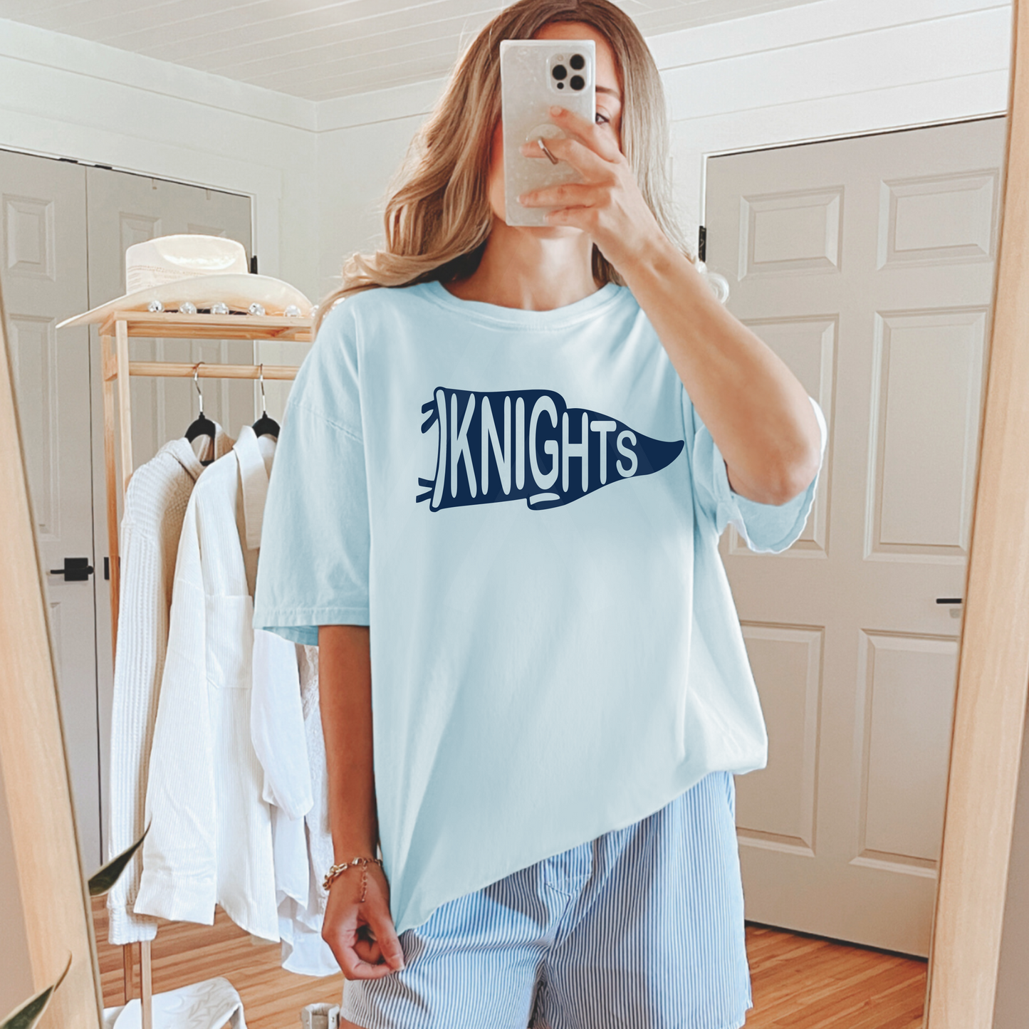 Pennant Mascot- Knights