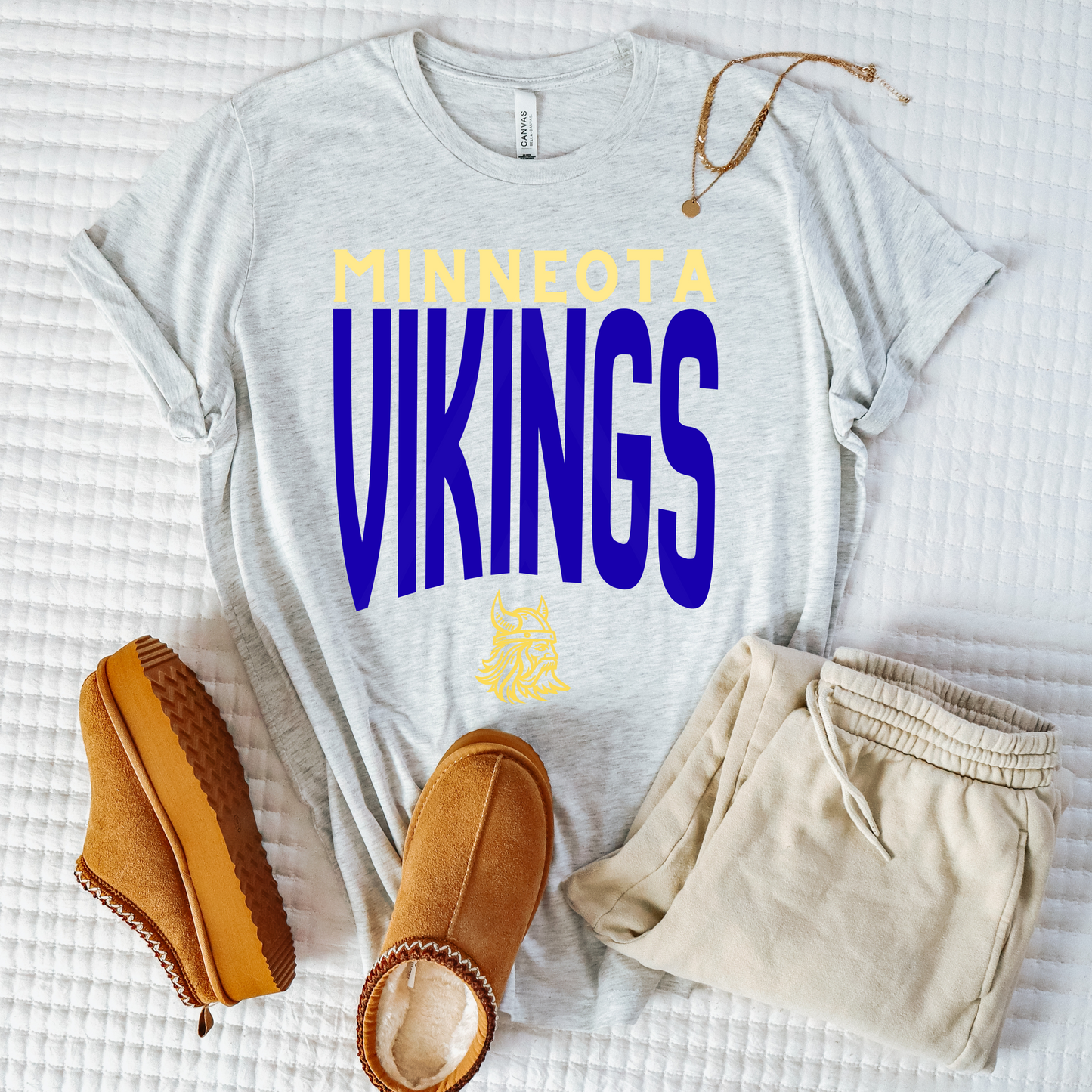 Trendy Oversized Vikings
